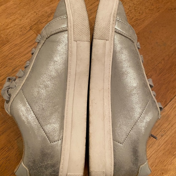 Time & Tru memory foam sneakers nice like nee sz 7 - Picture 2 of 12